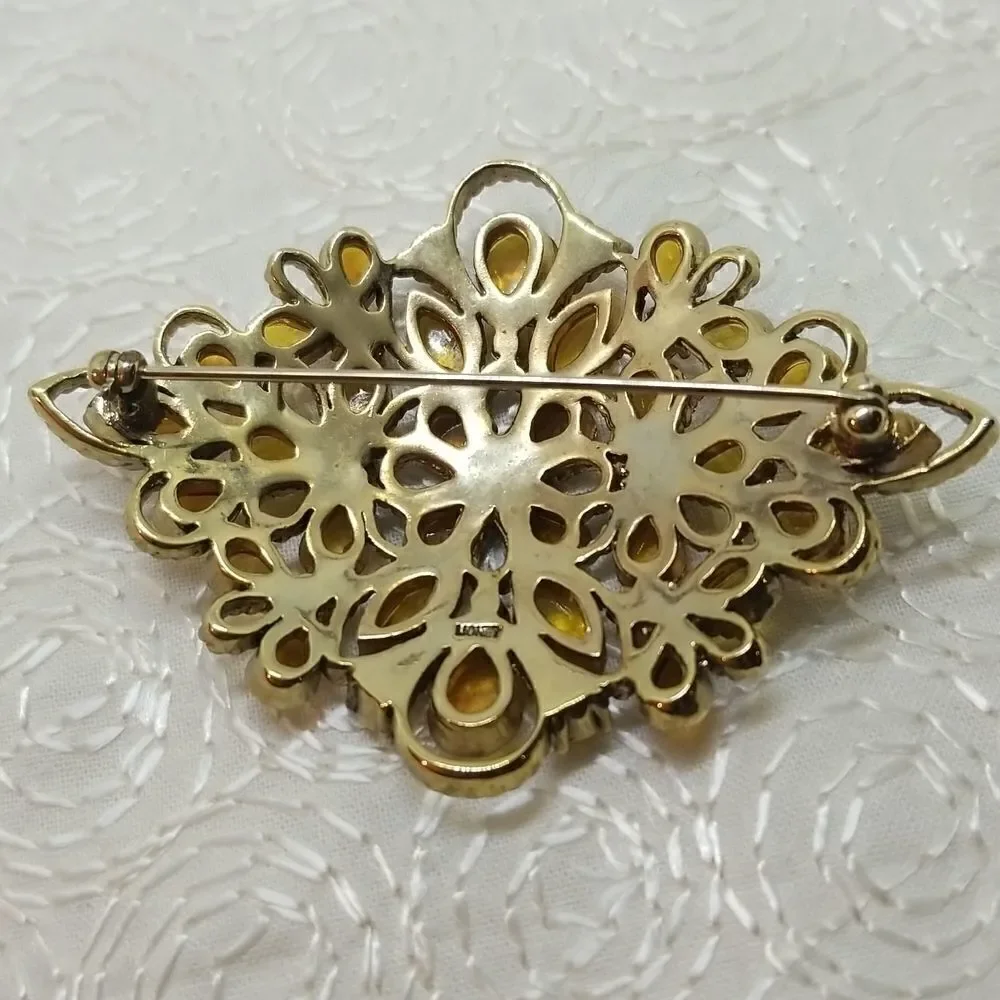 Monet Brooch Pin Crystal Brown  Gold Teardrop Round Oval Twisted Gold Brooch Pin